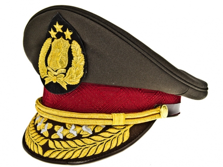 36topi polisi1.jpg